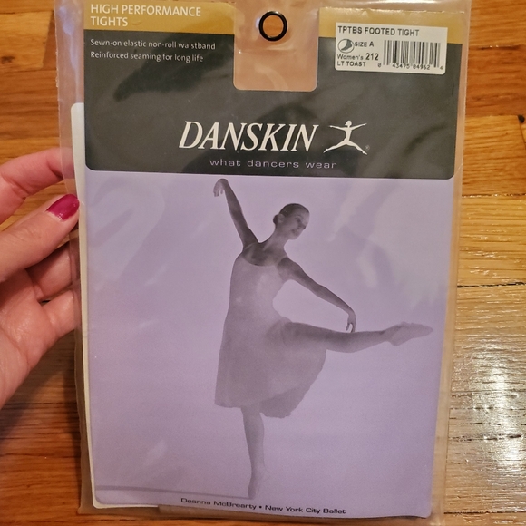 Danskin Other - Danskin Footed Tights